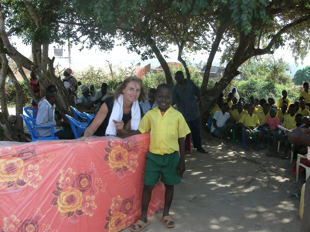 Kids and Dogs Kenia Hilfe für Kinder und Hunde in Kenia